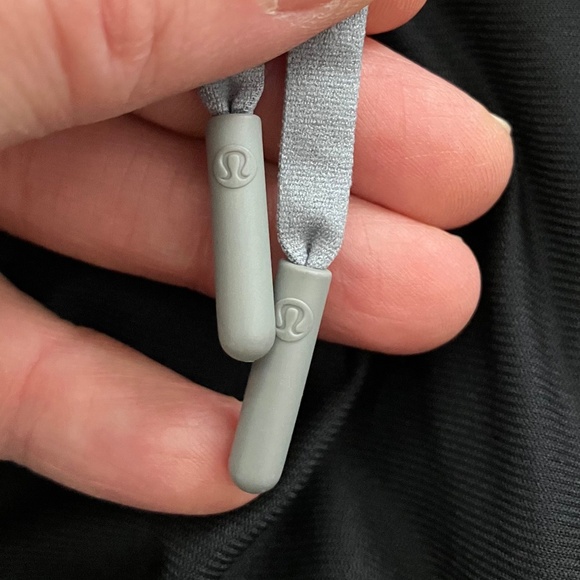 Lululemon Pace Breaker Short Grey Size Men's SMALL - Picture 9 of 16